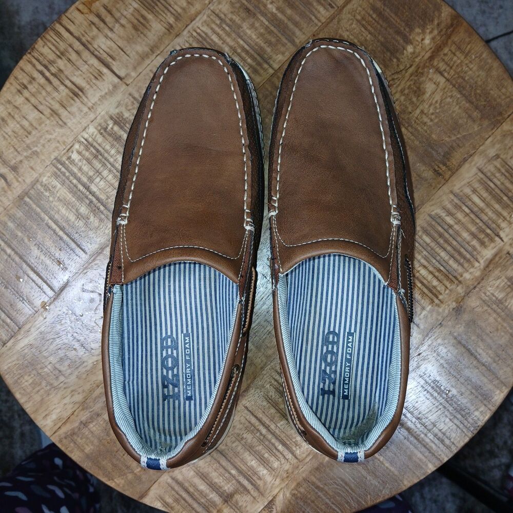 Izod Hayward mens 10.5 slip on Loafer shoes Brown Comfort Everyday Wear Work - Picture 5 of 12